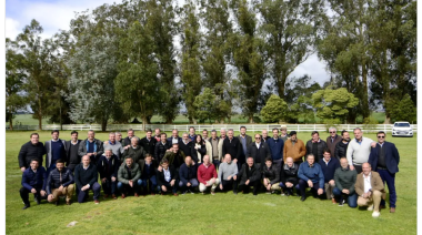El PRO avisó que presentará candidatos en los 135 municipios: habrá interna con la UCR