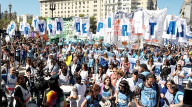 Un gremio docente apura a Kicillof y pide de manera “urgente” la reapertura de paritarias