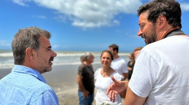 Pinamar: Según Ritondo, Yeza tardó 8 años en llevar a chicos vulnerables del distrito a conocer el mar
