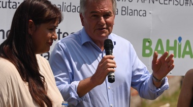 Bahía Blanca: Gay encabezó el acto de anuncio de obras para los barrios Saladero y Costa Blanca