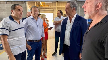 Scioli ya sale de recorridas por el conurbano: un viejo conocido lo recibió en el distrito