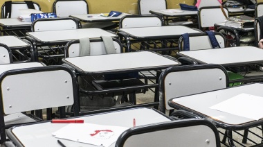 Almirante Brown: El municipio profundiza la entrega de mobiliario a escuelas del distrito