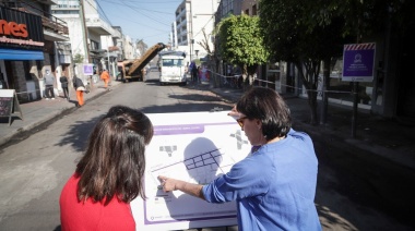 Mayra Mendoza supervisó obras: “Estamos poniendo en valor los cascos céntricos de Quilmes"