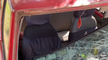 Destrozaron un vehículo de Juntos por el Cambio en la ciudad de Coronel Suárez