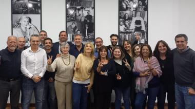 Verónica Magario reunió a la tropa en el Senado: análisis electoral y próxima sesión