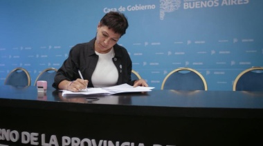 Mayra Mendoza firmó convenio con Provincia Leasing: “Es otra herramienta para Quilmes”