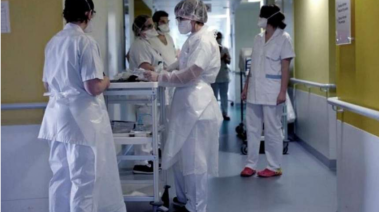 ¿Quién paga? Polémica por la suba de empleados de sanidad