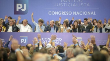 Kicillof: “Cuando el neoliberalismo gobierna, el peronismo se organiza y trabaja para volver a gobernar”