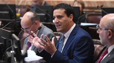 Abad: “Necesitamos que el gobierno provincial solucione el problema del agua en Bahía y Punta Alta”