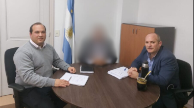 Intendentes de la UCR fueron recibos por ex alcalde que se sumó al gobierno libertario