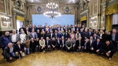 Kicillof: “Cumplimos nuestros compromisos porque asumimos la tarea de proteger al pueblo de la provincia”