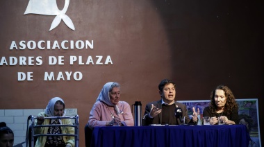 Kicillof con las Madres: “Al odio y a la violencia se le responde con organización”