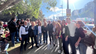 Maxi Abad en la marcha universitaria: “Es mucho más que una movilización sectorial, es una declaración de principios”