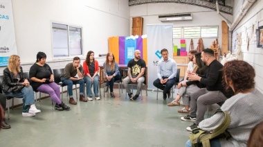 Lanús: Álvarez anunció el aumento salarial para trabajadores de las escuelas municipales de artes