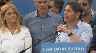 Axel Kicillof en el acto de Berisso: “Ya está, ya se pinchó el globo de Milei”