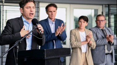 Kicillof desembarcó en un distrito radical: “Los vecinos no pueden esperar al mercado”