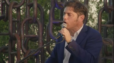 Kicillof fustigó al gobierno por privatizar la Hidrovía: “Nos quieren entregar de pies y manos”