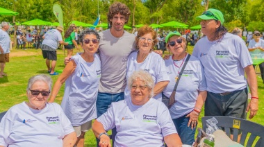 San Fernando: Andreotti inauguró más espacio verde frente al río para adultos mayores