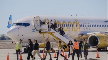 Kicillof multó a Flybondi por más de $300 M por vuelos cancelados y falta de respuesta a bonaerenses