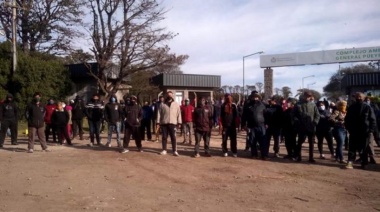 Recicladores mantienen bloqueo al predio de residuos de Mar del Plata y no hay recolección de basura