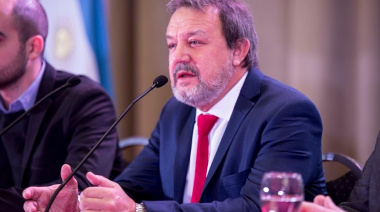 Roberto Costa y el debate por la polémica desatada en la Legislatura: "La trampa de la reelección indefinida"