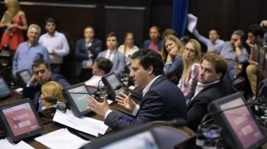 Maxi Abad:  “No es bueno crispar los ánimos agraviando a los que piensan distinto"