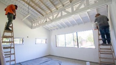 Avanzan las obras de infraestructura en 72 escuelas de Almirante Brown