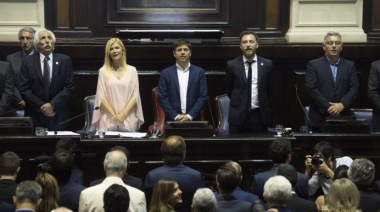Kicillof no se aisla y concurre a la Legislatura a realizar la apertura de sesiones