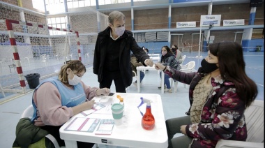 Almirante Brown: Este sábado el Municipio suma cuatro vacunatorios itinerantes