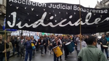 Una buena para Kicillof en tantas malas: Judiciales aceptaron la propuesta salarial