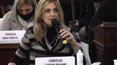 ¿Abrió el libro de pases?: Candidata de José Luis Espert se acerca al FdT