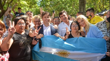 Kicillof, Magario y Espinoza compartieron encuentro con jubilados