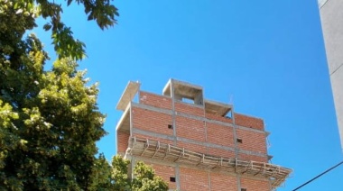 Piden demoler edifico de 9 pisos en plano centro de La Plata por no cumplir con los planos