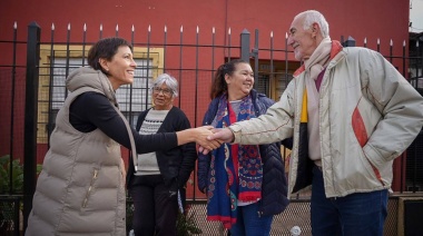 Mayra: “A veces la palabra está devaluada por eso vengo, miro a los ojos y pongo la cara”