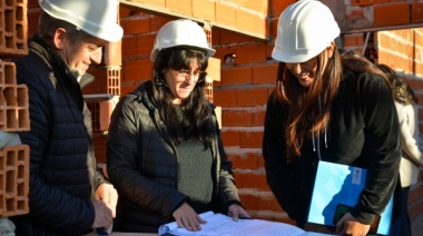 Chascomús: Javier Gastón supervisó las obras en el CAPS de barrio San Cayetano