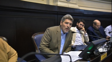 Libertarios vs Día del Trabajador Estatal: “Hay que derogar toda ley que consagre privilegios”