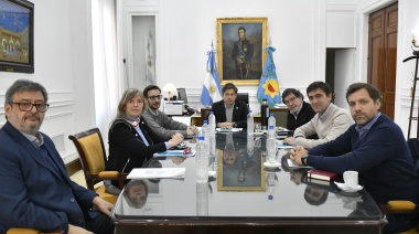 Kicillof recibió al diputado Iparaguirre para avanzar en un proyecto de viviendas para Tandil