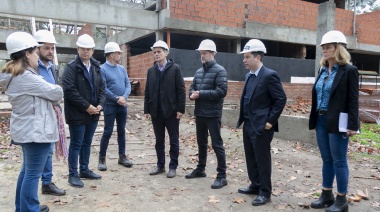 Katopodis, Insaurralde, Cascallares y Fabiani recorrieron obras en Almirante Brown