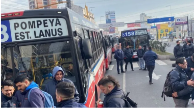 Lanús: colectiveros firman acuerdo con municipio para reforzar controles en los recorridos