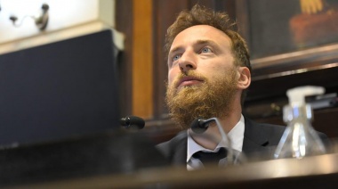 Otermín: "Que nuestro gobernador pueda adquirir vacunas es clave para acelerar la inmunización"