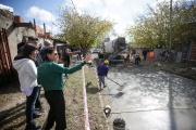 Mayra recorrió obras y disparó munición pesada: “Tenemos un presidente que no piensa en nadie”