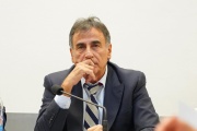 Rubén Eslaiman cruzó durísimo a Kicillof: Fondo para intendentes, deuda, legislatura y “artífice de la derrota”