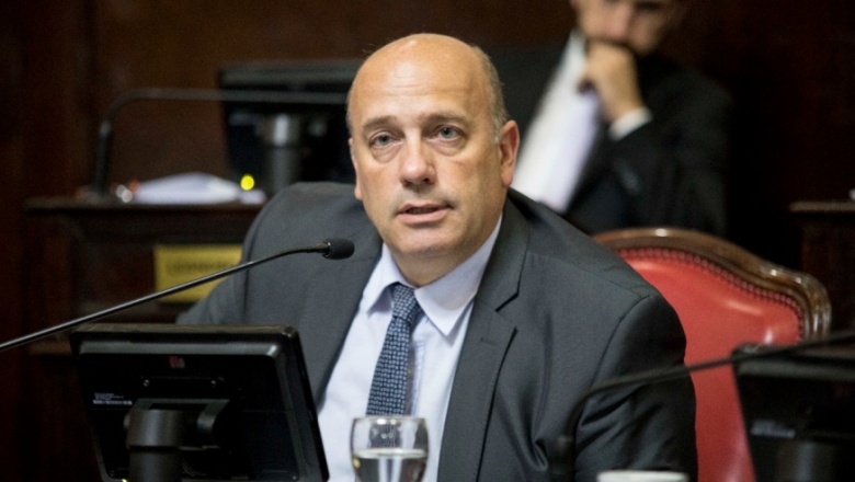 Proponen multar a quienes ejerzan violencia contra trabajadores de la salud