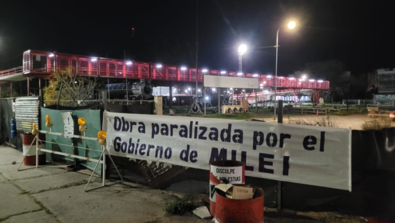 Junín: la municipalidad esperaba que Milei se haga cargo de las obras paralizadas, pero no dio respuestas