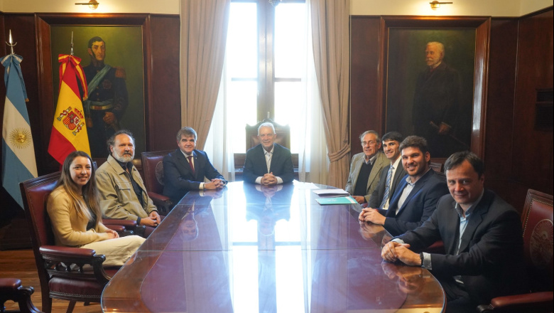 La Plata: Alak recibió al embajador de España para fortalecer lazos institucionales