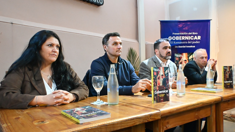 Fabián Luayza recibió a Daniel Ivoskus en Berazategui para la presentación de su libro Gobernicar