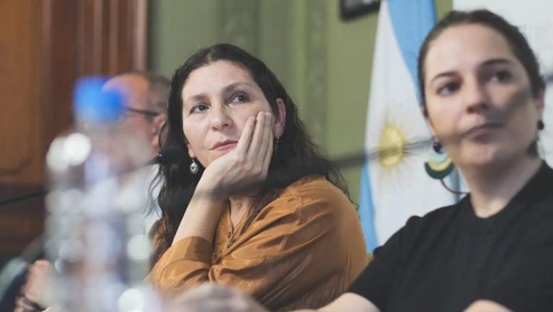 Buscan instituir el 24 de agosto como el "Día de la No Violencia Digital de Género" en la Provincia