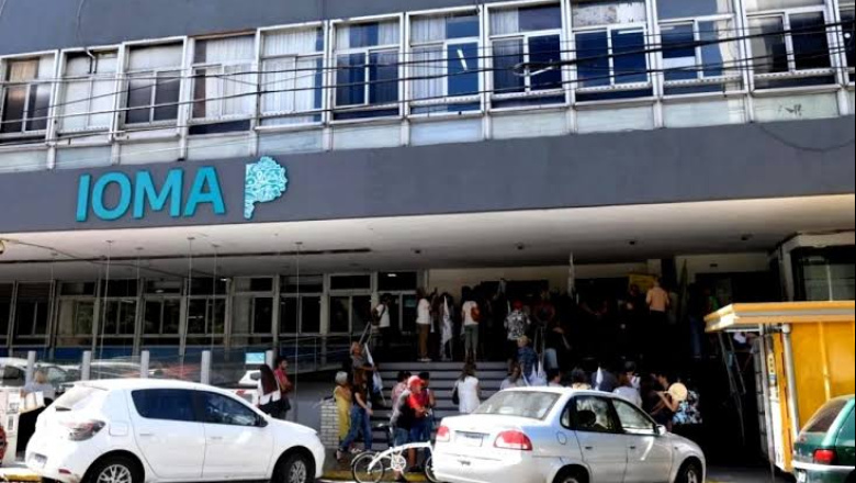 Siguen los cuestionamientos al IOMA: “Los afiliados no pueden seguir esperando”