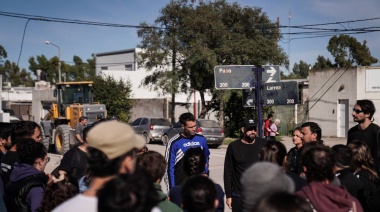 Bahía Blanca: La Cámpora, otra vez al frente de la asistencia a damnificados por una inundación