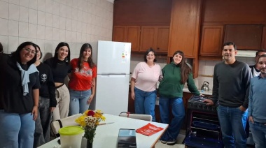 Dolores: JP García entregó equipamiento a la casa del estudiante que el municipio tiene en La Plata